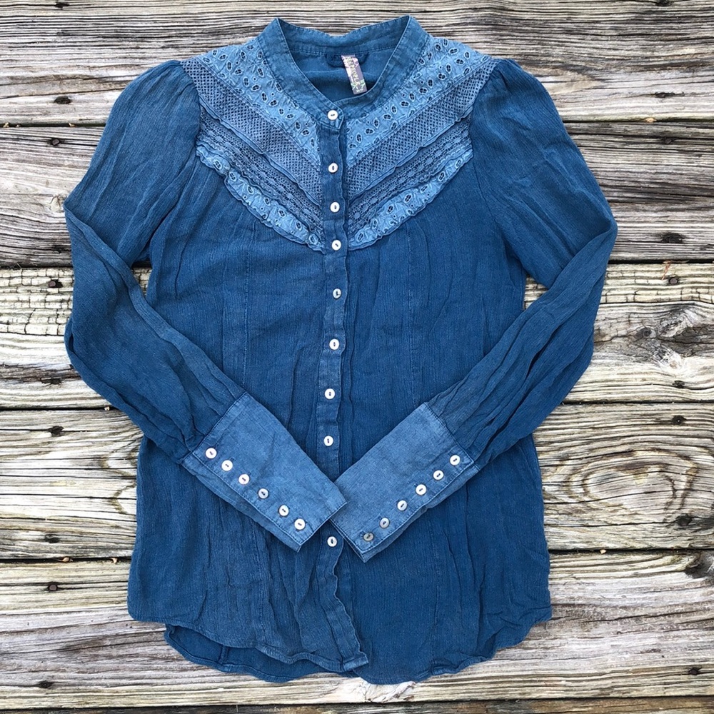 EUC Free People Blouse Size XS